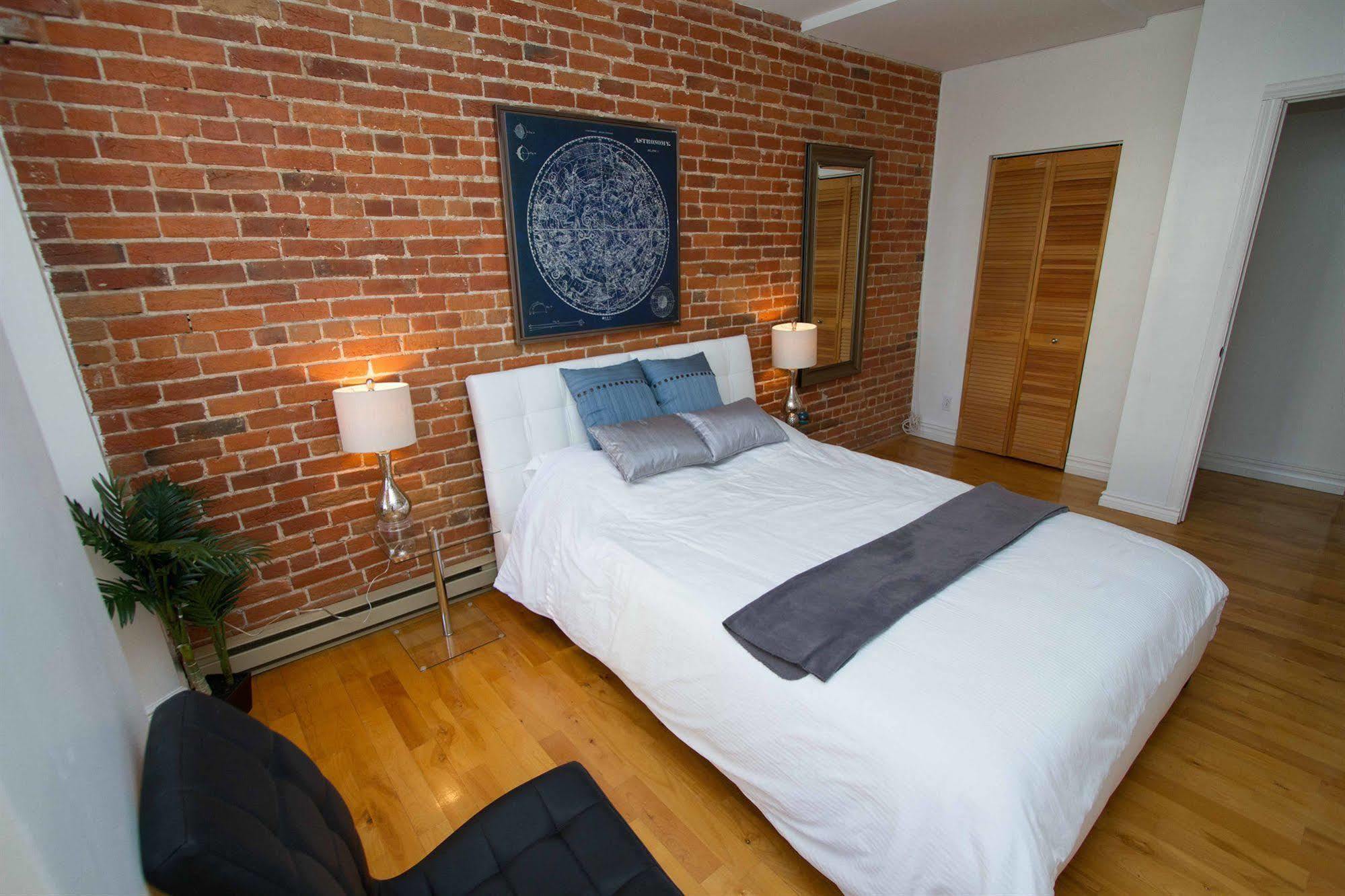 Likeahotel - Le Mcgill Old มอนทรีอัล ภายนอก รูปภาพ